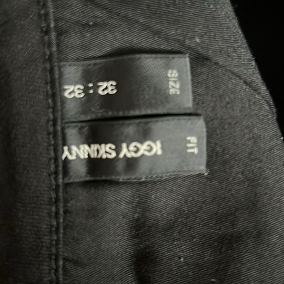 New Men's Neuw Iggy Skinny Jeans in a black stretch denim. - Picture 4 of 7